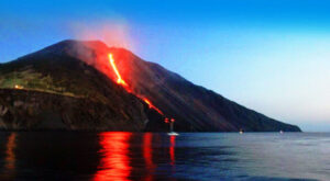 4683601_1646_stromboli_instabile