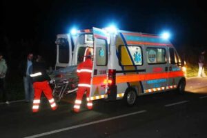 incidente-ambulanza-notte