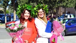 da-sinistra-tiziana-ed-emanuela-brucato-il-giorno-della-loro-laurea