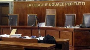 giudice aula tribunale processo-2