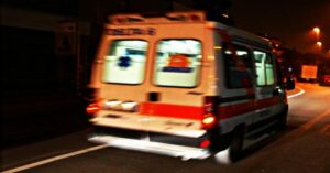 incidente ambulanza notte