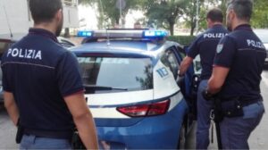 volante-polizia-arresto