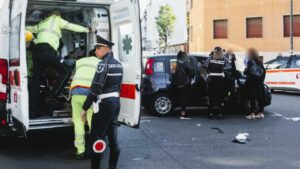 ambulanza incidente polizia