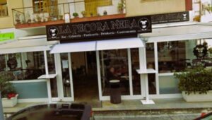 la pecora nera bar