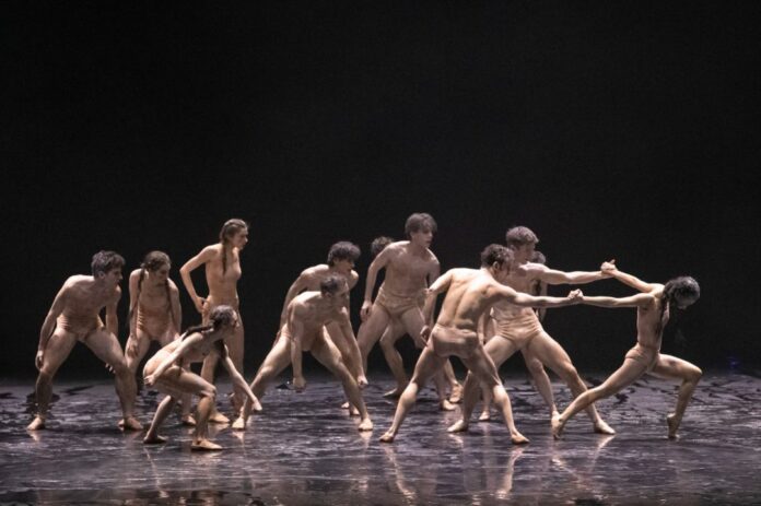 Il Corpo di ballo del Teatro Massimo di Palermo incanta con “Rossini Cards” e “Le sacre du printemps”