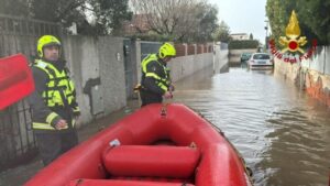 Maltempo nel Messinese, il Consorzio Messina-Catania guidato da Webuild mobilita donne, uomini e mezzi