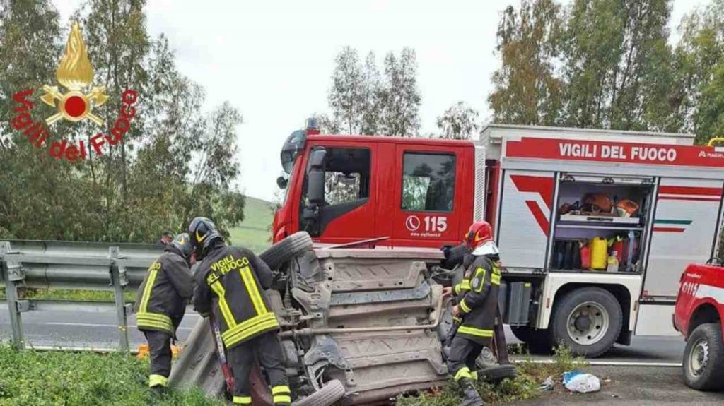 Incidente sulla Palermo Catania (1)