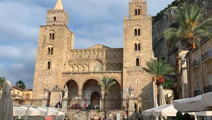 Piazza Duomo Cefalu (tripadvisor) - teleone.it