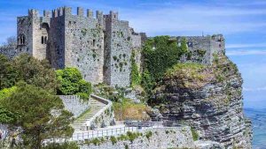 Lo splendido castello medievale di Erice - teleone.it