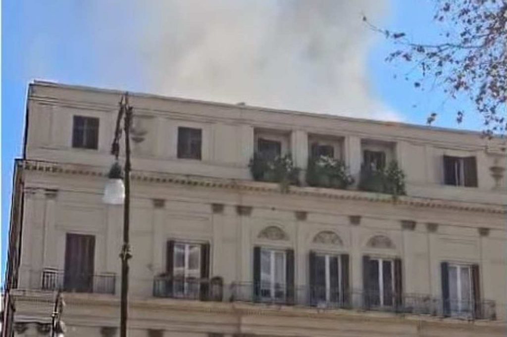 incendio via quintino sella palermo