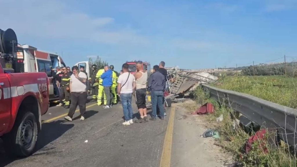 incidente carlentini - teleone.it