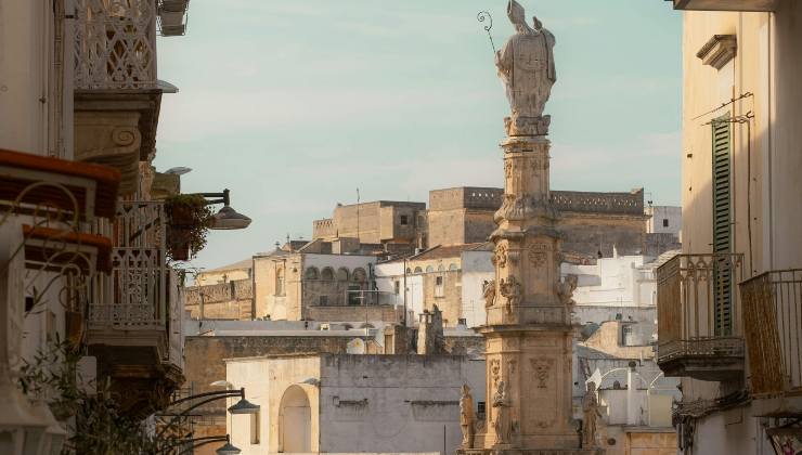 Ostuni, in Puglia (pexels) - Teleone.it